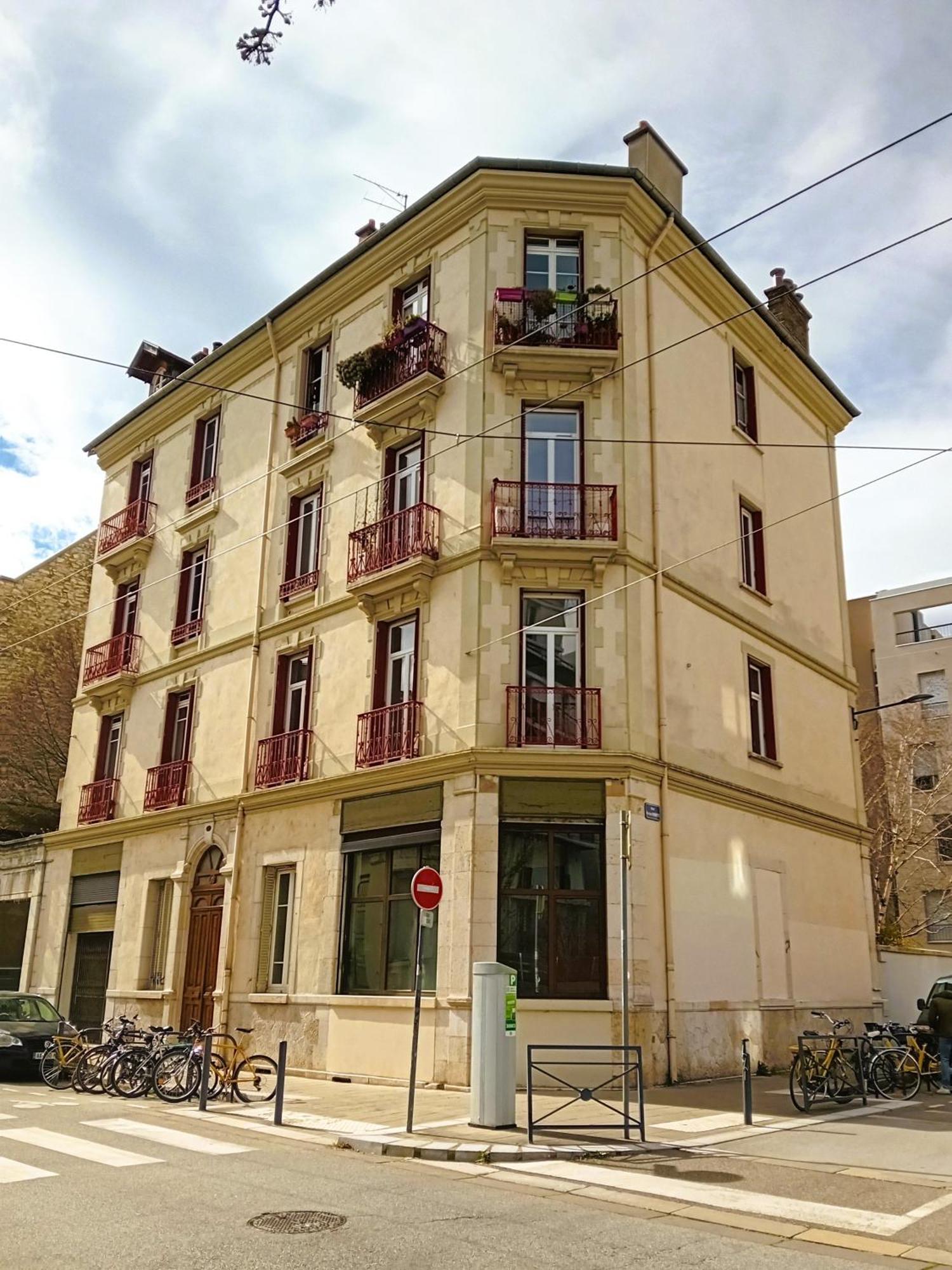 101 - Appart Renove Avec 1 Chambre Spacieuse - Tram Et Clinique Mutualiste A 1 Min Grenoble Ngoại thất bức ảnh