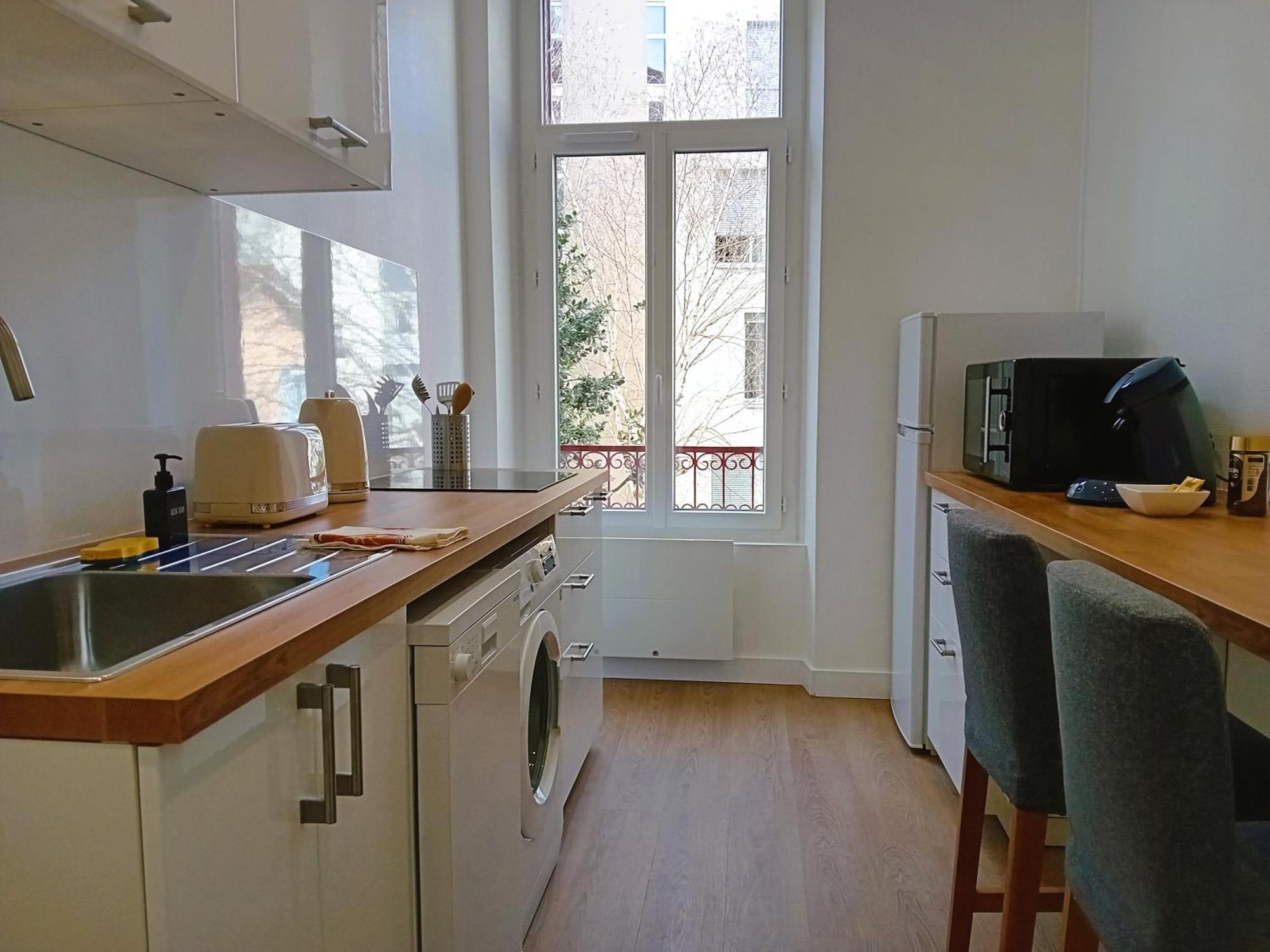 101 - Appart Renove Avec 1 Chambre Spacieuse - Tram Et Clinique Mutualiste A 1 Min Grenoble Ngoại thất bức ảnh